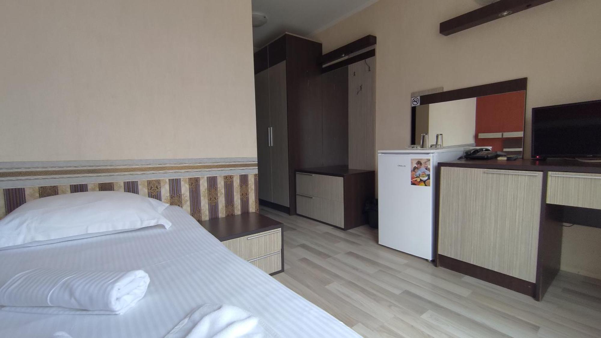Lotos Hotel Balchik Esterno foto