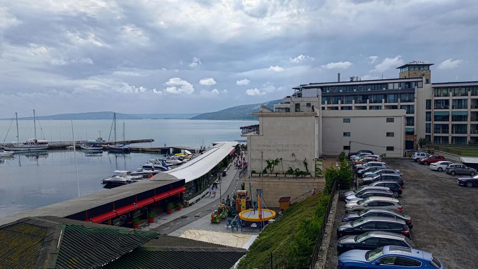 Lotos Hotel Balchik Esterno foto