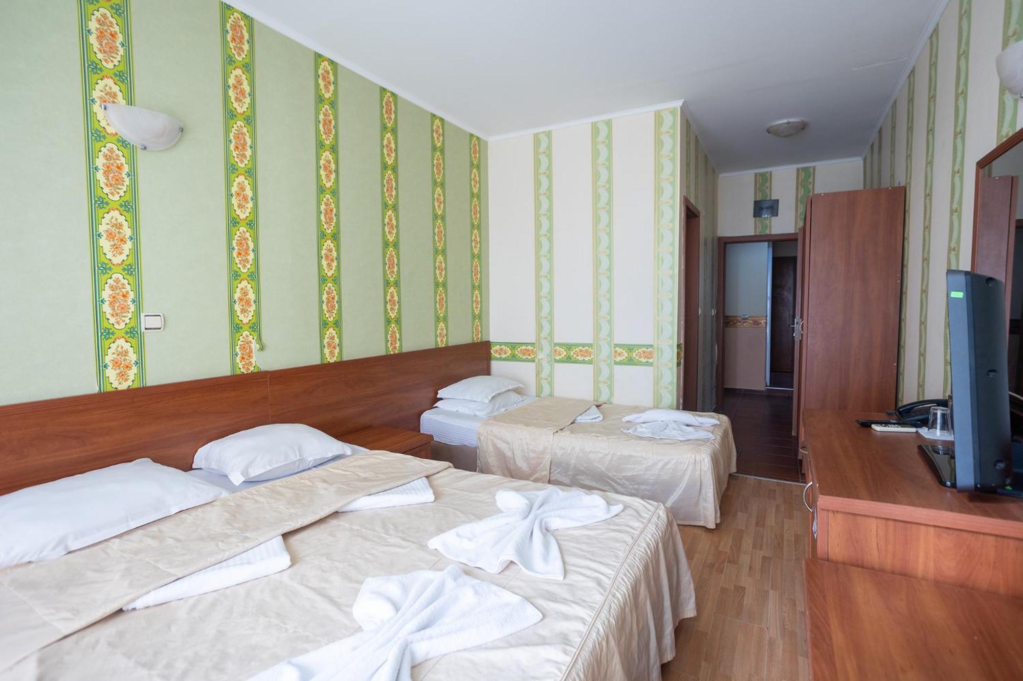 Lotos Hotel Balchik Esterno foto