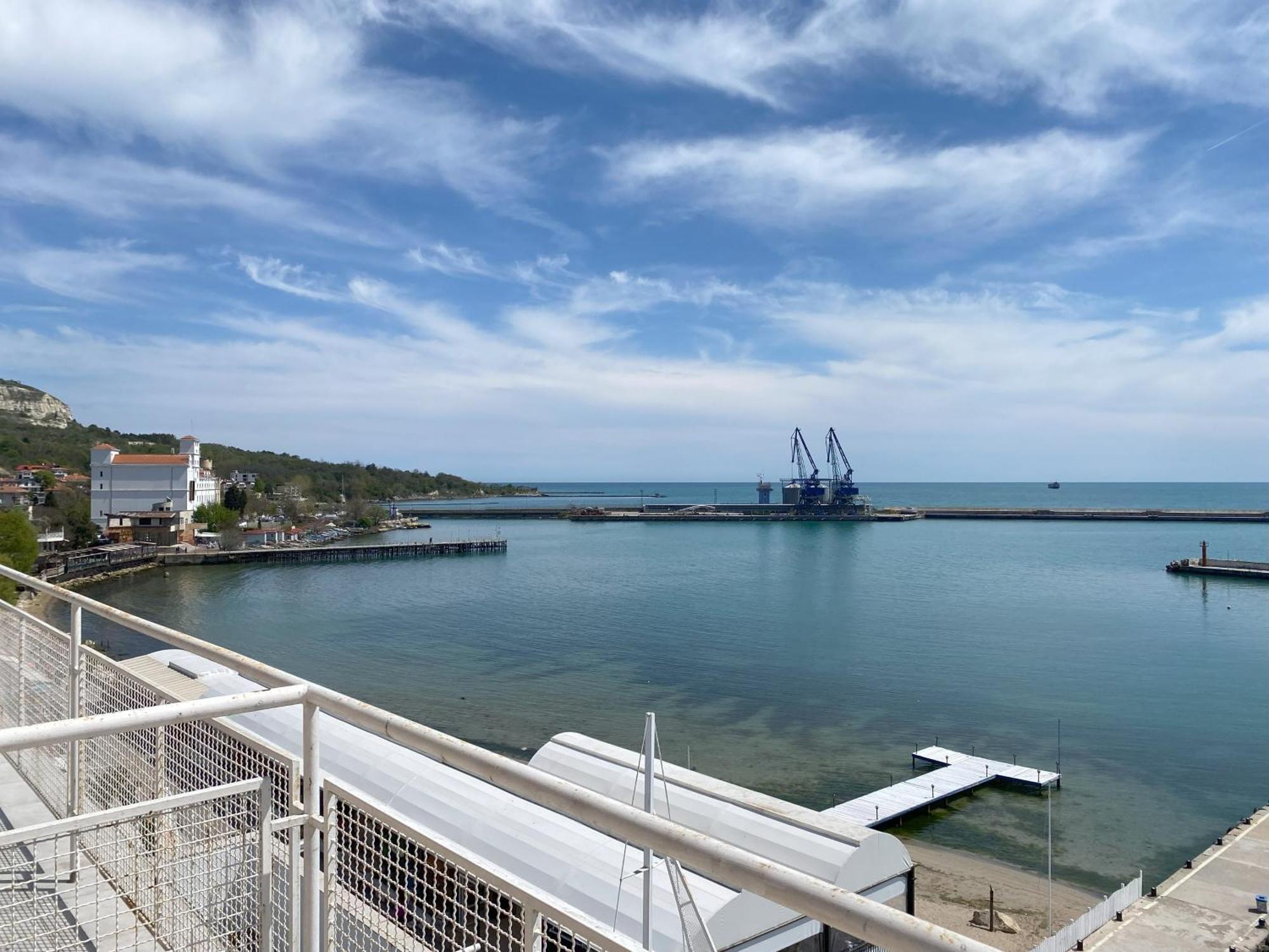 Lotos Hotel Balchik Esterno foto