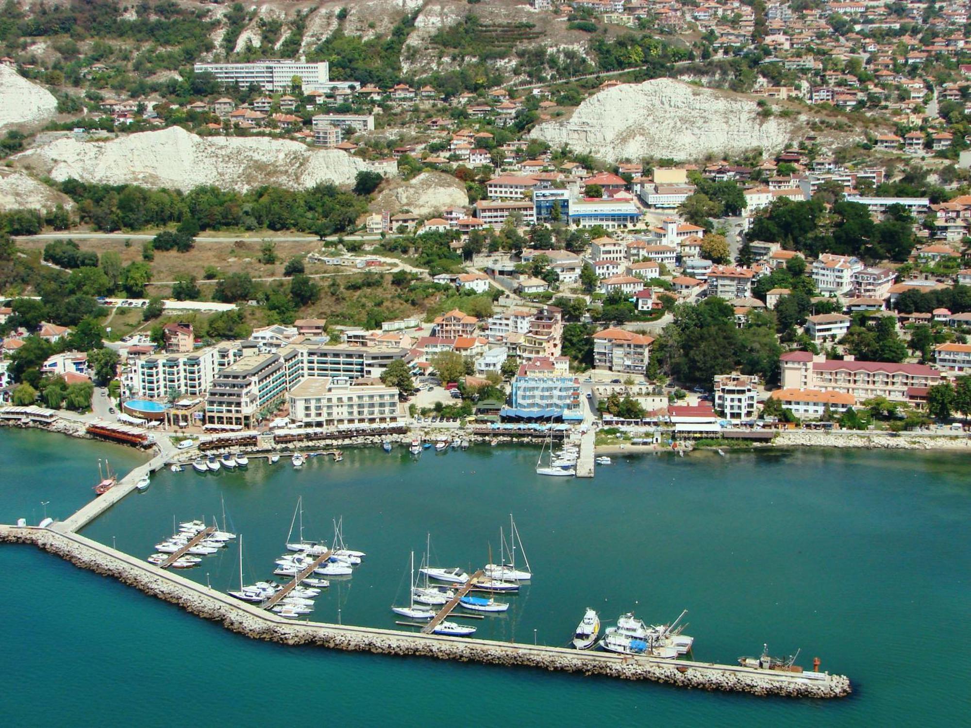 Lotos Hotel Balchik Esterno foto
